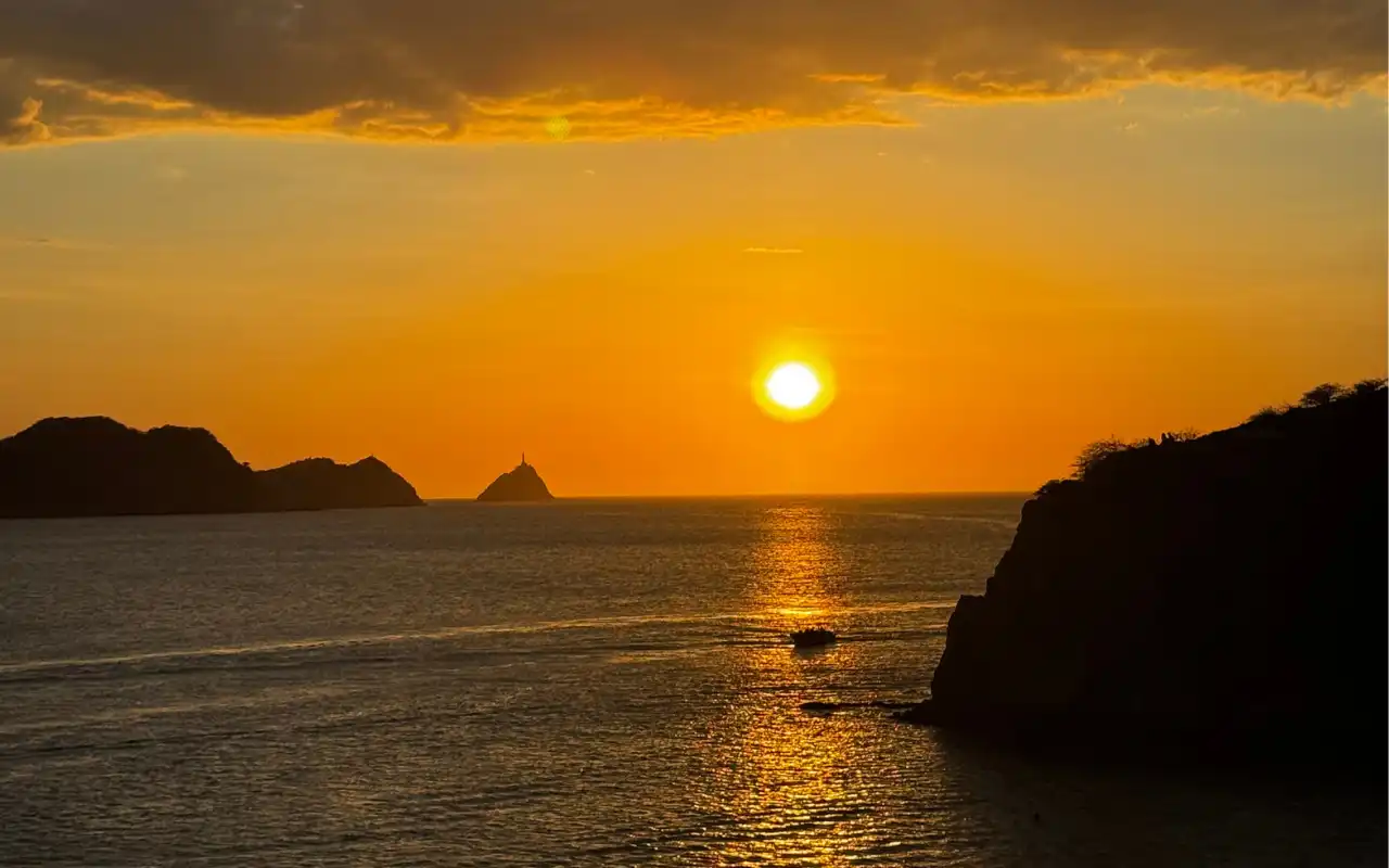 Taganga Playa Grande: Authentic Fishing Village gallery
