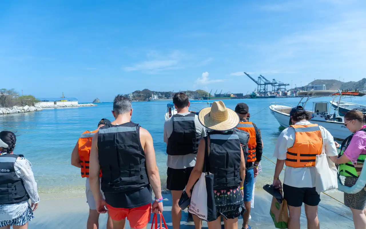 Cabo San Juan del Guía: Boat Tour from Santa Marta gallery