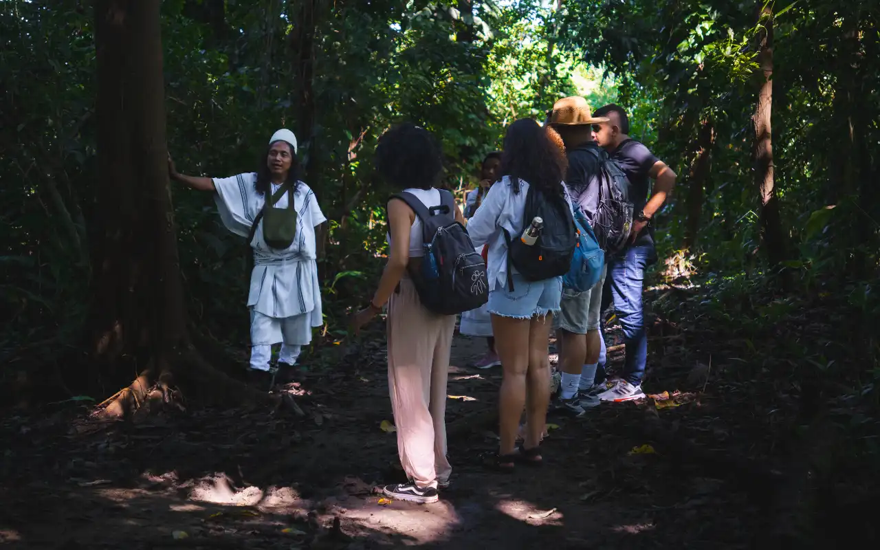 Galería de Comunidad Indígena Kutunsama: Tejido, Cacao y Espiritualidad