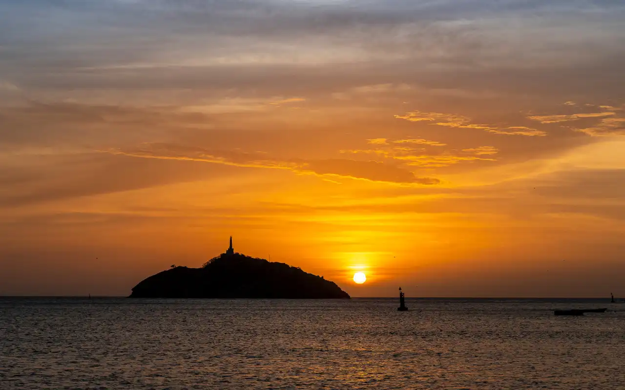 Free Walking Tour Santa Marta: History, Culture & Historic Center gallery