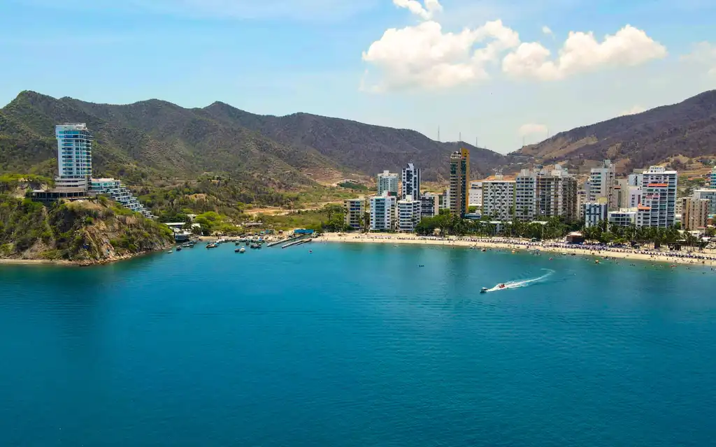 Rodadero Santa Marta panoramica de la playa